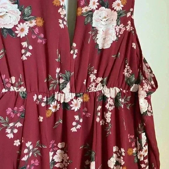 TORRID Red Floral Cold Shoulder Chiffon Wrap Dress - Picture 12 of 16